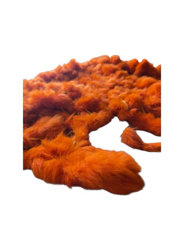 Natūralaus triušio kailio šalikas trikampio formos TRA3001 1