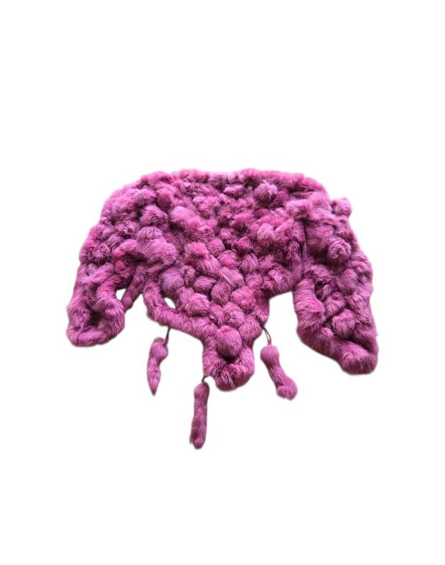 Natūralaus triušio kailio šalikas trikampio formos TRA3002 1