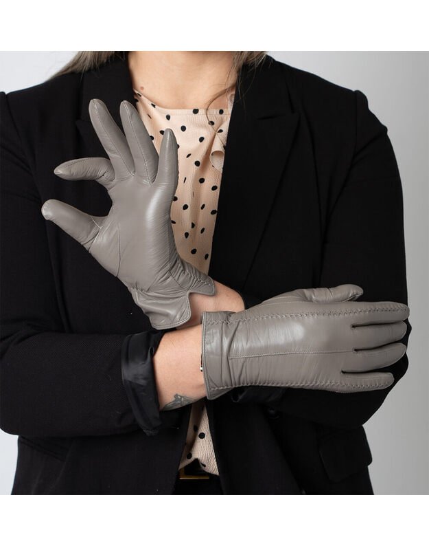 Moteriškos Pilkos Natūralios Ožkos Odos Pirštinės Su Vilnoniu Pamušalu MOVZ04