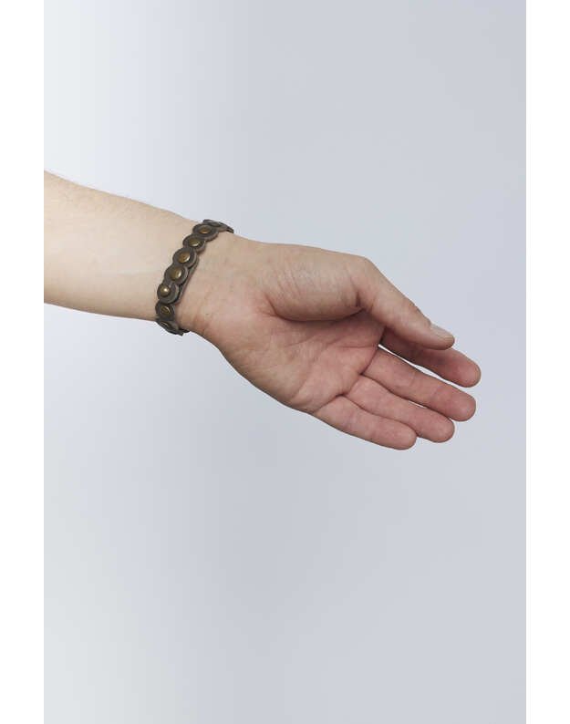 Unisex tamsiai ruda odinė apyrankė APY12 2