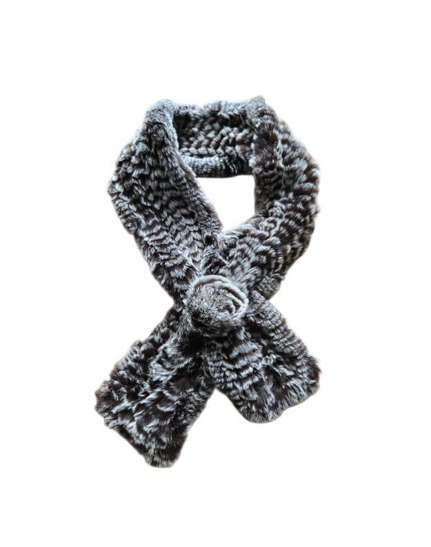 Natūralaus triušio kailio apykaklė KR016