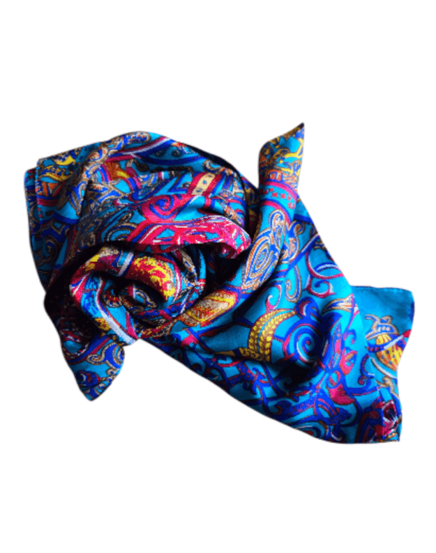 Natūralaus &scaron;ilko moteri&scaron;ka skarelė SIL031