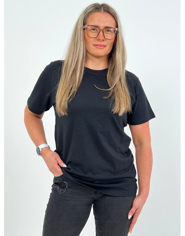 Women's oversized T-shirt in black MM035 1