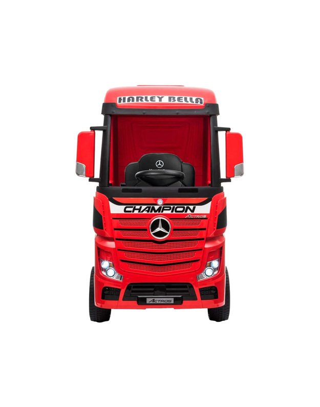 The car is powered by a TIR Mercedes Benz Actros PA0222 battery